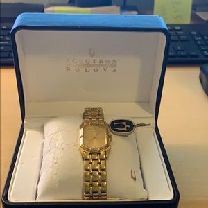 Bulova Acutron mens link watch gold plated